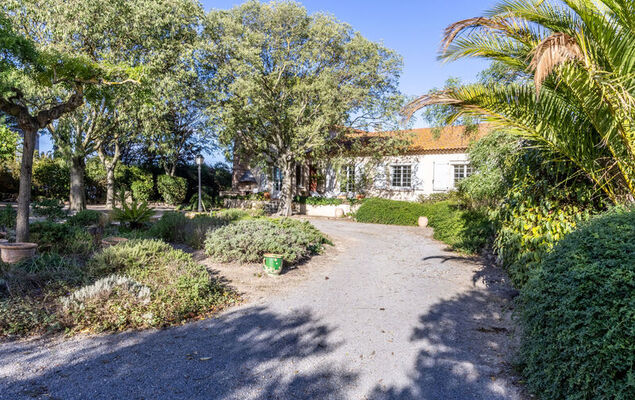 Le Clos Saint Emilie (Tennis & piscine) - Photo 35