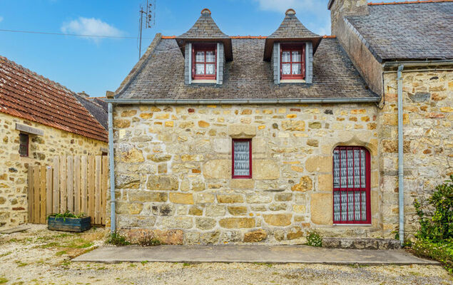 Penty Landromiou - Photo 20