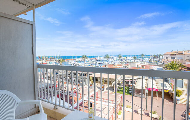 Port Astoria - Photo 16